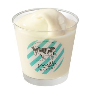 “Mocchiri Panna Cotta” is now available in the cream specialty store Milk. You can enjoy it only at the Harajuku store!